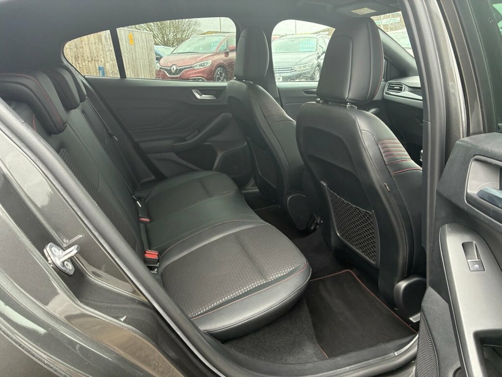 Ford Focus 1L St-line X Edition EK70SPX Grey #4