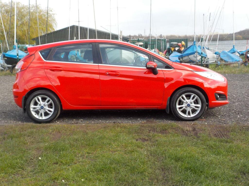 Ford Fiesta 1.25 Zetec Euro 5 MV64OWK Red #6