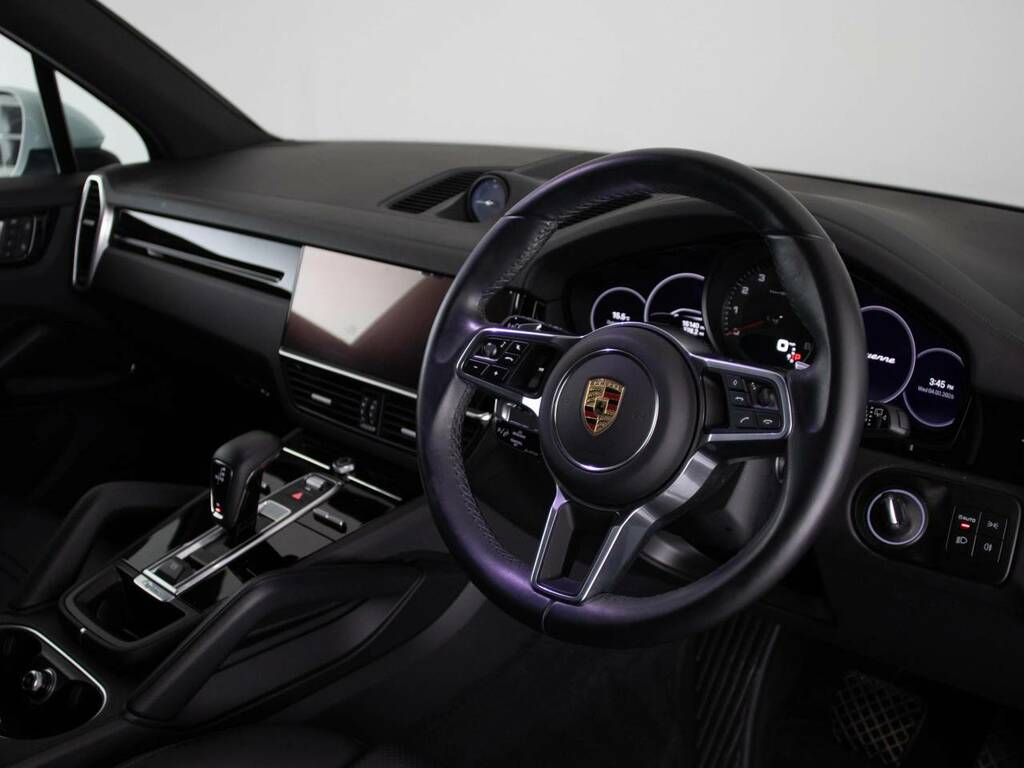 Porsche Cayenne Platinum Edition My23 White #4