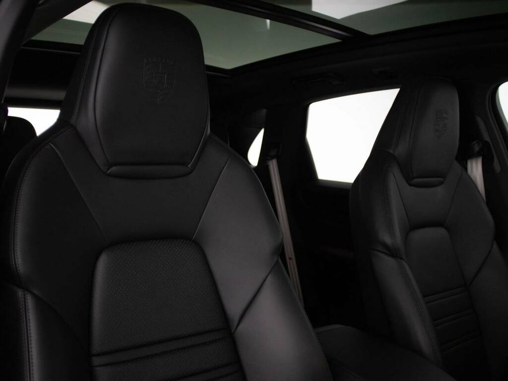 Porsche Cayenne Platinum Edition My23 White #5