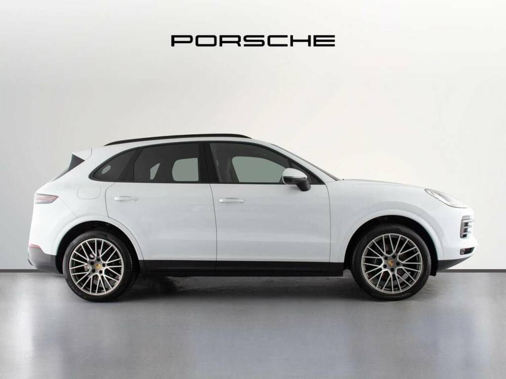 Porsche Cayenne Platinum Edition My23 White #2