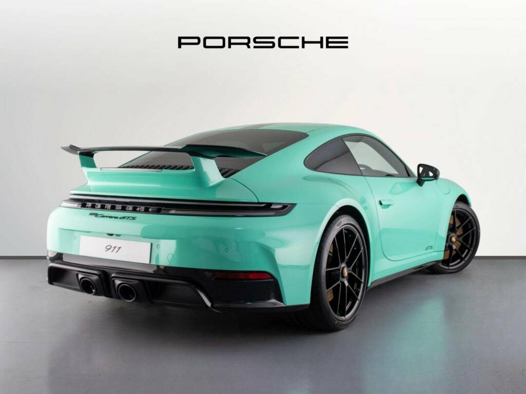 Porsche 911 Carrera Gts Green #3