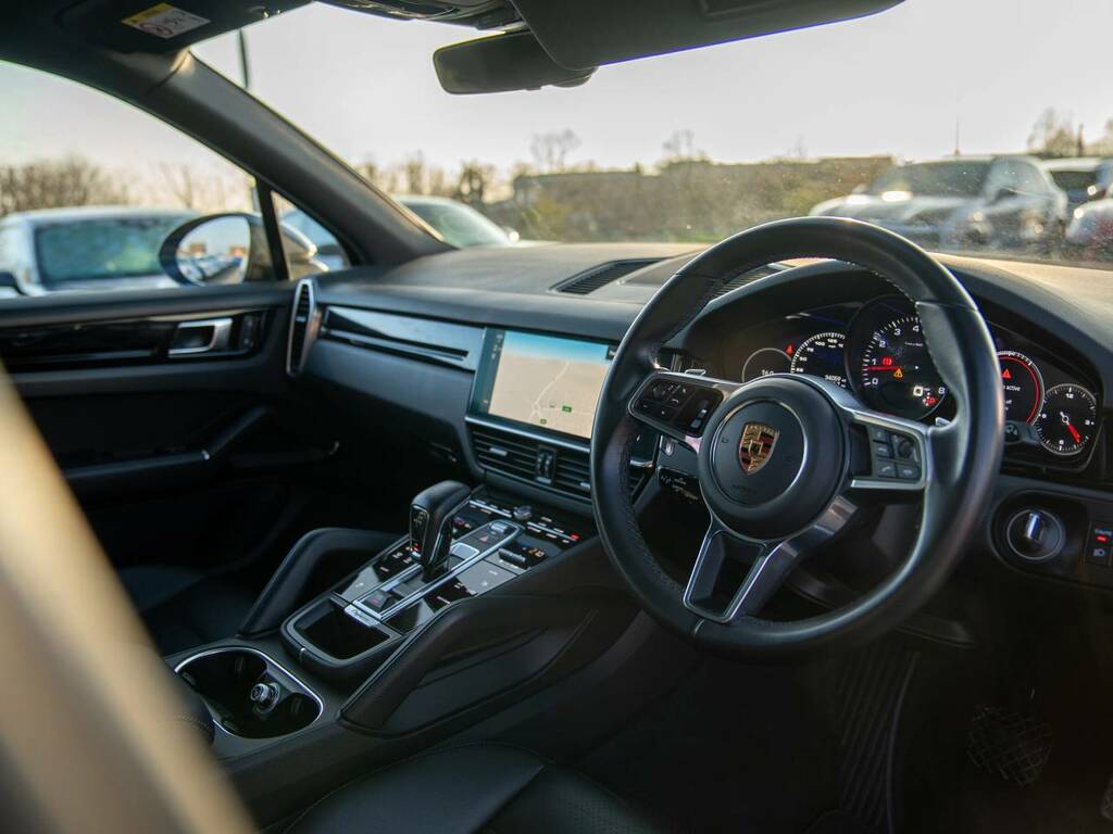 Porsche Cayenne My23 Grey #4