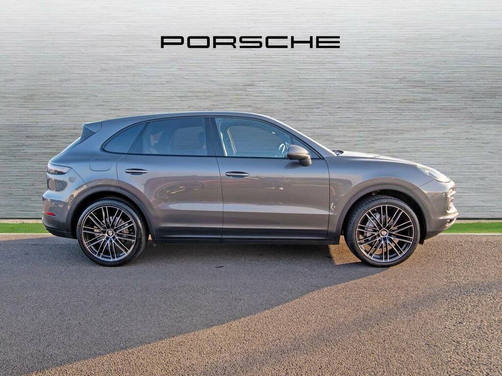 Porsche Cayenne My23 Grey #2