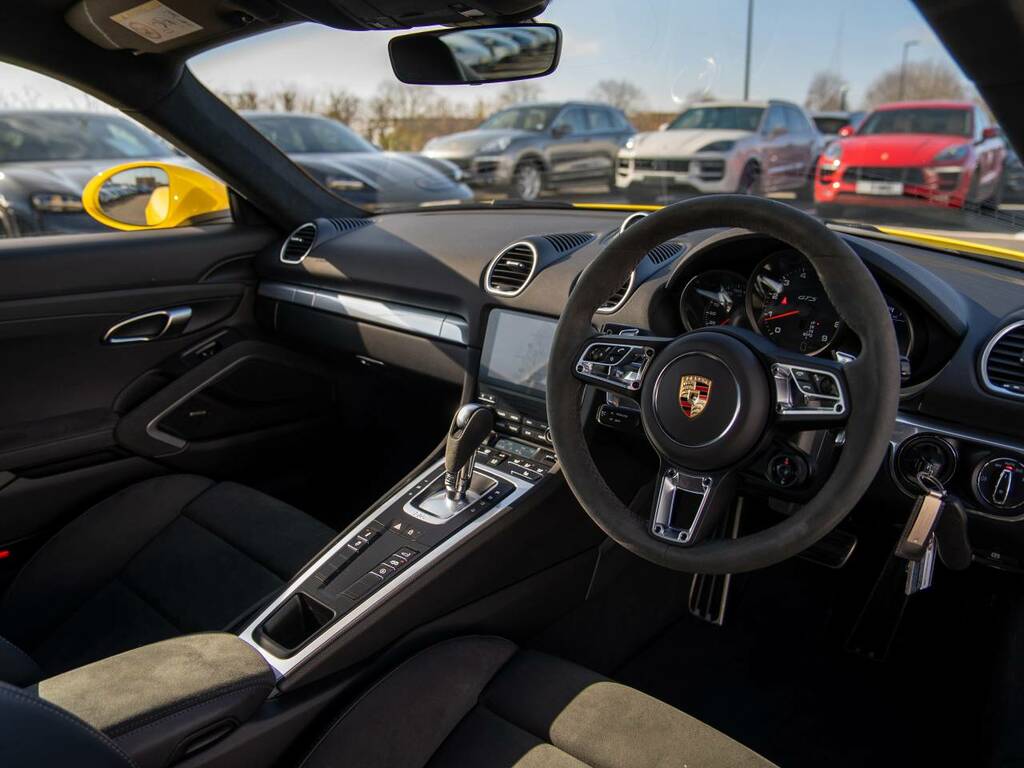 Porsche 718 Cayman Gts 4.0 Yellow #3