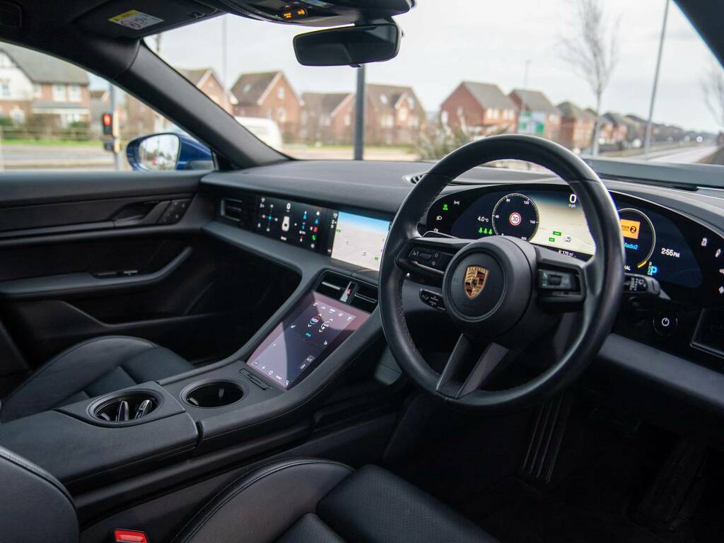 Porsche Taycan 4S Cross Turismo My22 Blue #4