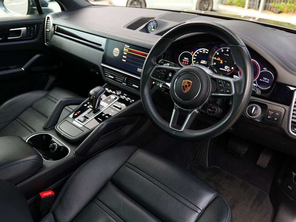 Porsche Cayenne E-hybrid My23 Grey #4