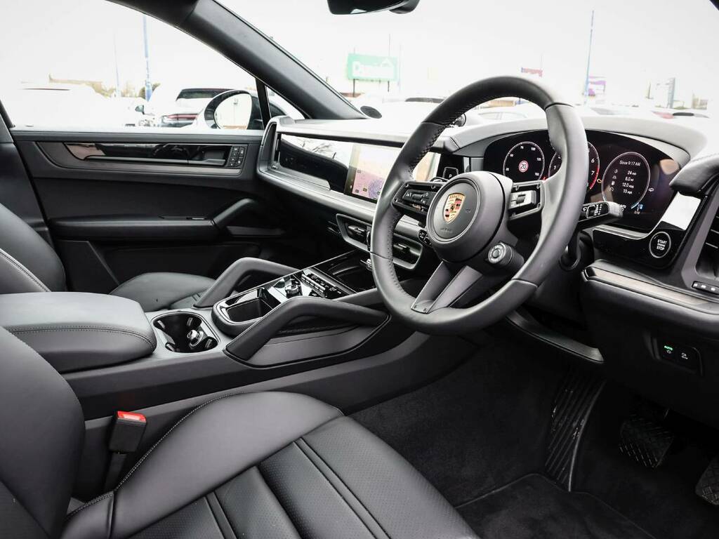Porsche Cayenne E-hybrid Coup233 Black Edition Black #4