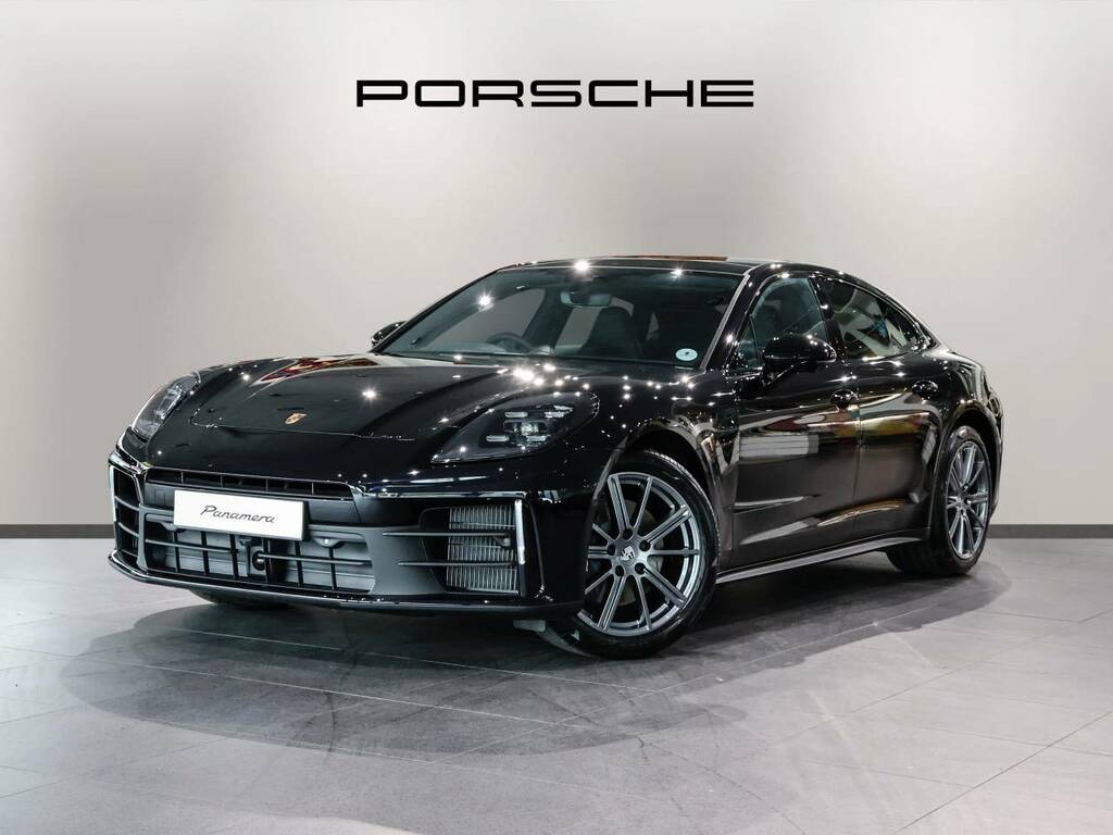 Porsche Panamera Saloon Black #2
