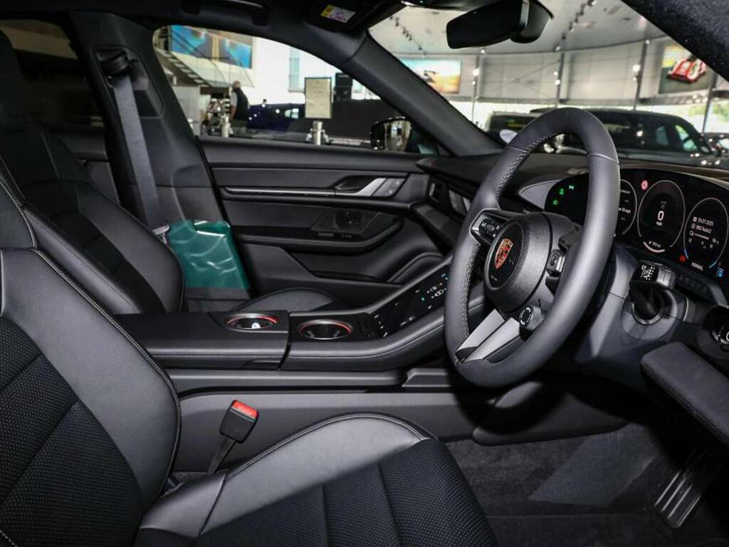 Porsche Taycan Saloon  Black #5