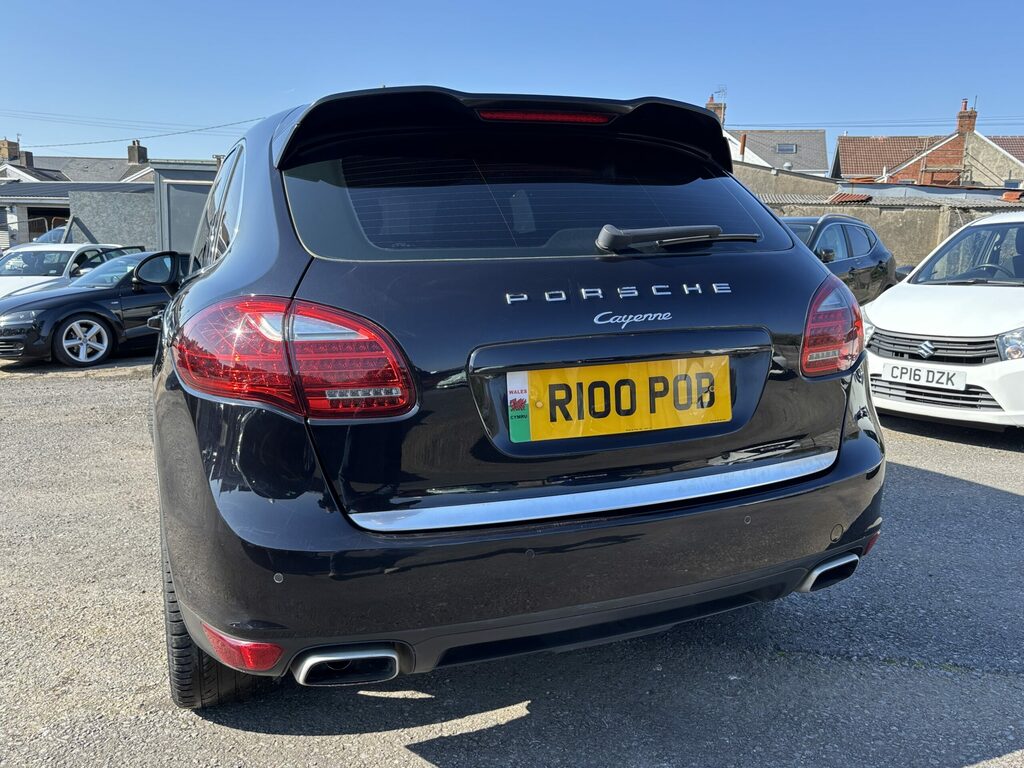 Porsche Cayenne 3.0L V6 D Tiptronic RI00POB #6