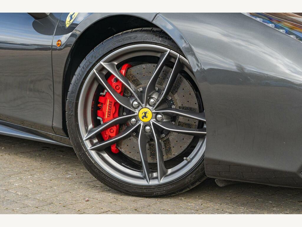 Ferrari 488 3.9T V8 Spider F1 Dct Euro 6 Ss 