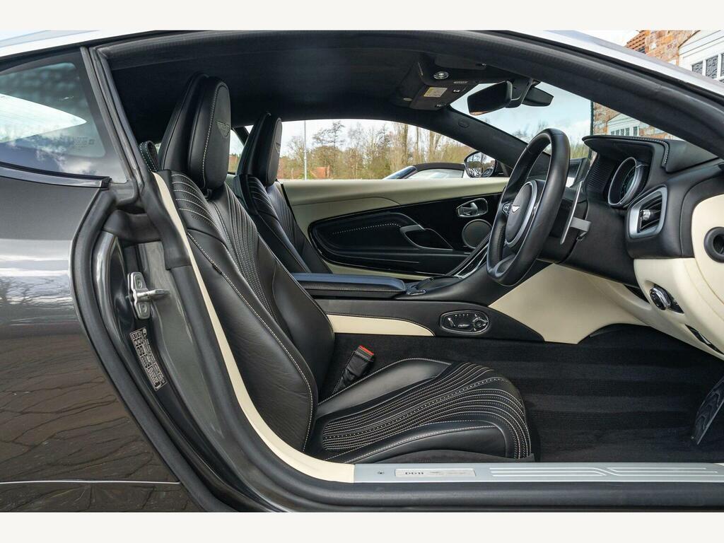 Aston Martin DB11 White #17