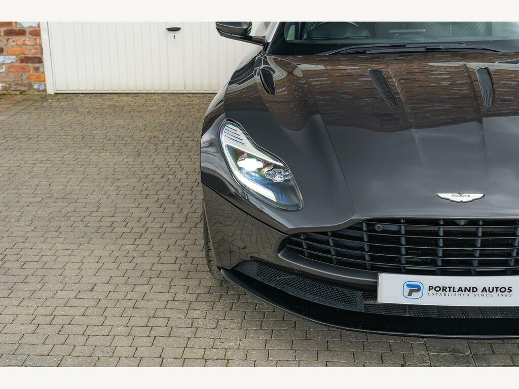 Aston Martin DB11 White #3