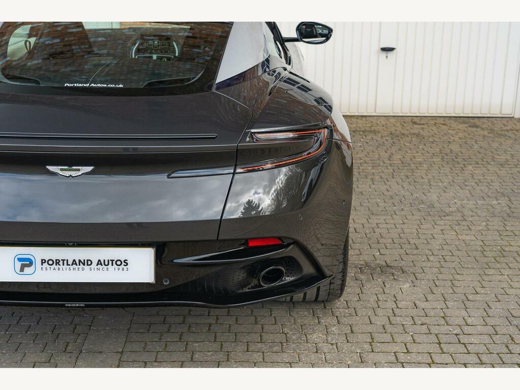 Aston Martin DB11 White #12