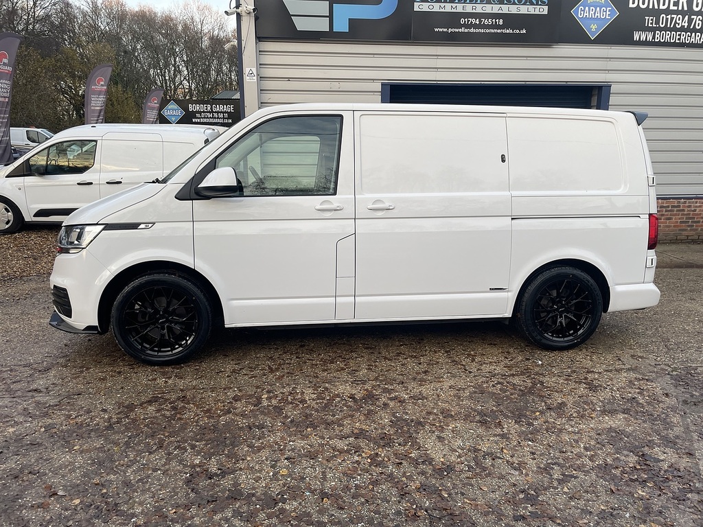 Volkswagen Transporter Tdi T28 Startline Sport Pack VO22RNF White #4