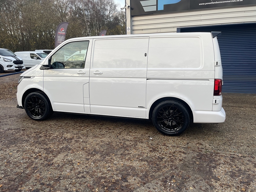 Volkswagen Transporter Tdi T28 Startline Sport Pack VO22RNF White #5