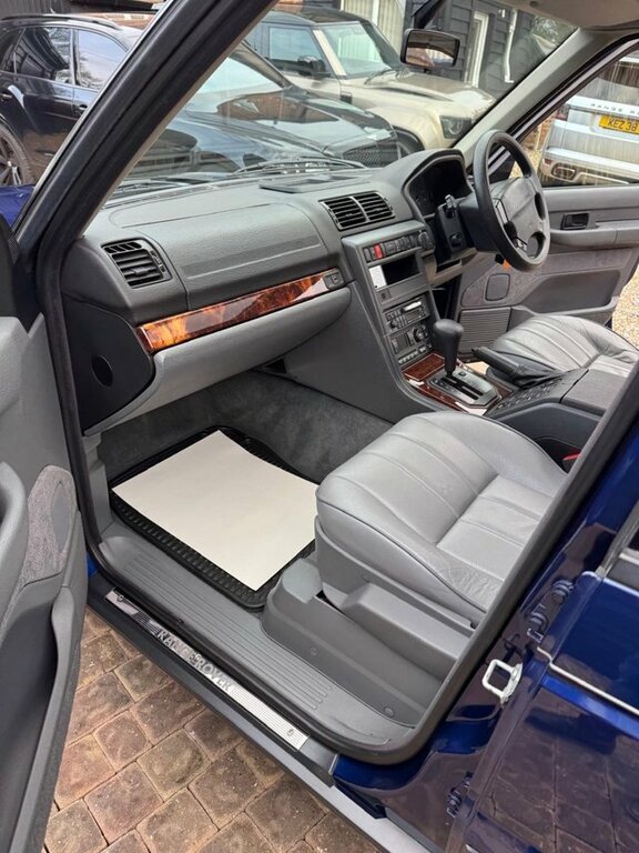 Land Rover Range Rover 3.9L Null Green #13