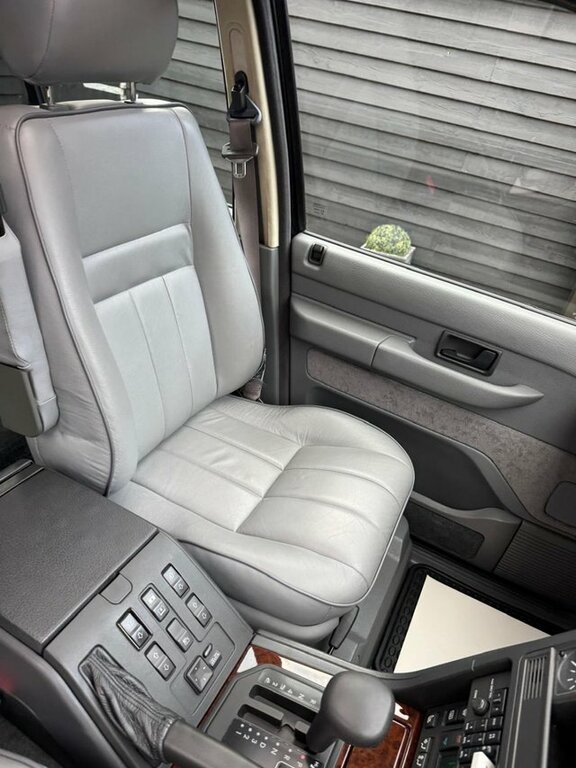 Land Rover Range Rover 3.9L Null Green #15