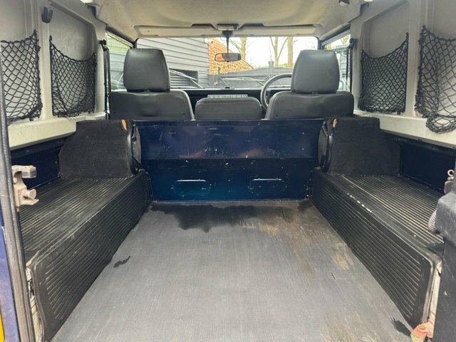 Land Rover Defender   #11