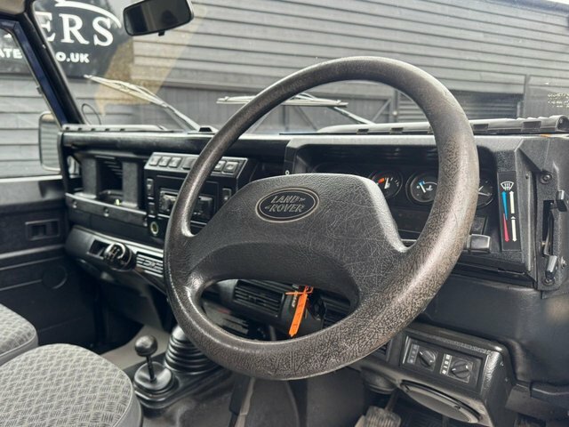 Land Rover Defender   #7