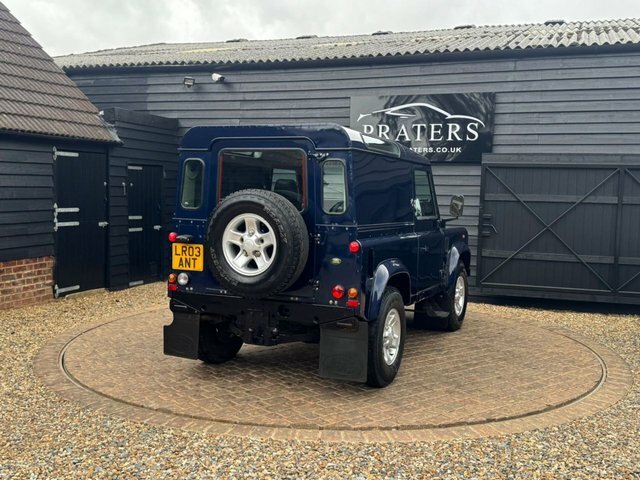 Land Rover Defender   #14