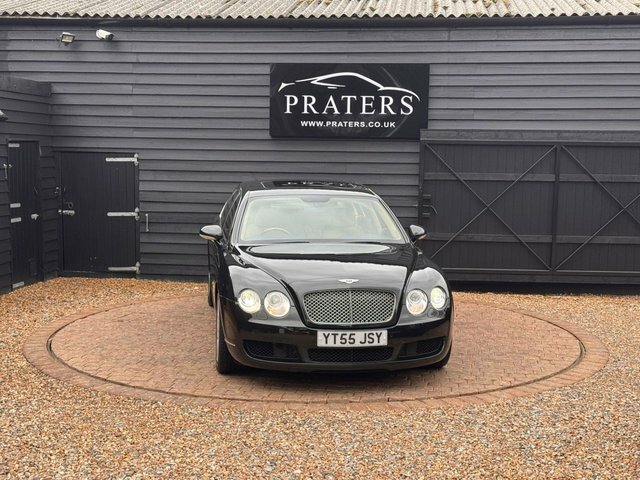 Bentley Continental W12 Flying Spur Saloon Green #3