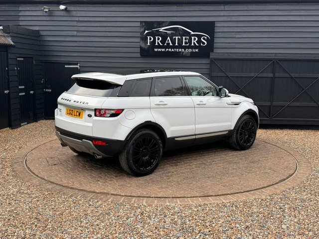 Land Rover Range Rover Evoque Sd4 Prestige Suv White #4