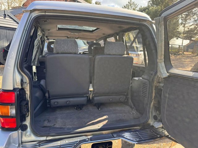 Mitsubishi Shogun Diesel Grey #13