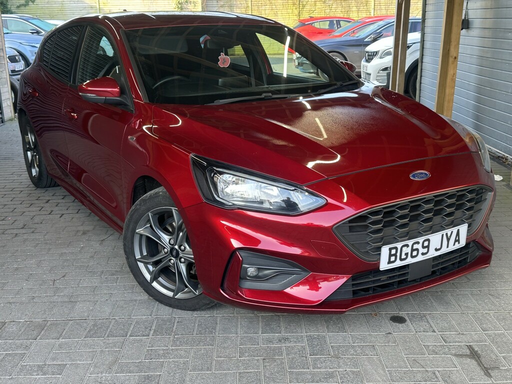 Ford Focus Hatchback 1.0 T Ecoboost St-line 201969 Red
