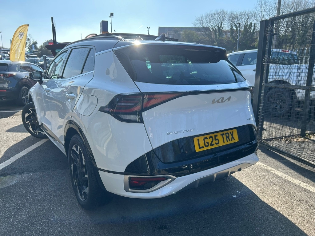 Kia Sportage 1.6 Gt-line S LG25TRX White #3