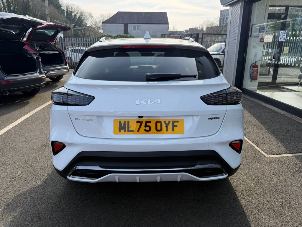 Kia Xceed 1.0 Xceed Gt-line ML75OYF White #4