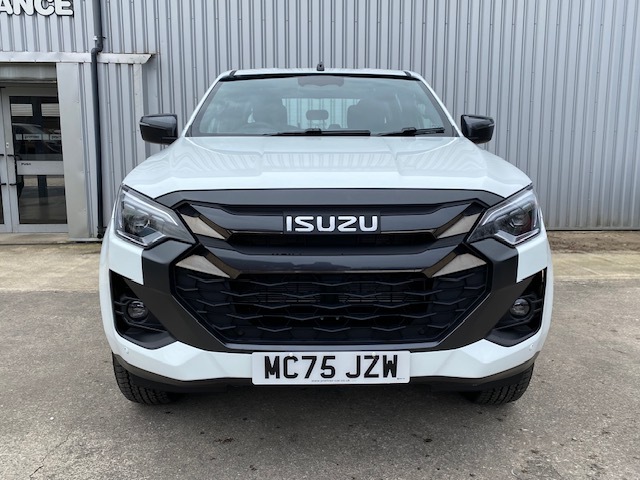 Isuzu D-Max Pickup MC75JZW White #5