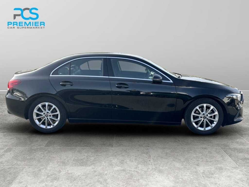 Mercedes-Benz A Class A200 Sport LD70ETE Black #4