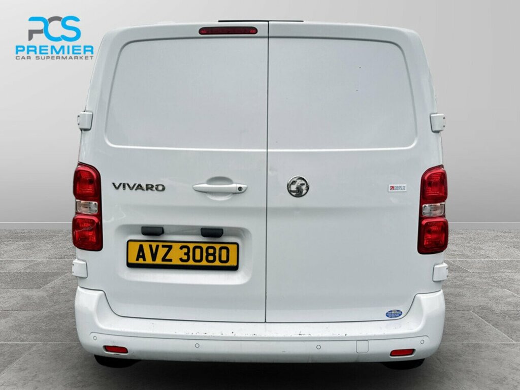 Vauxhall Vivaro Turbo D 2700 Sportive AVZ3080 White #3