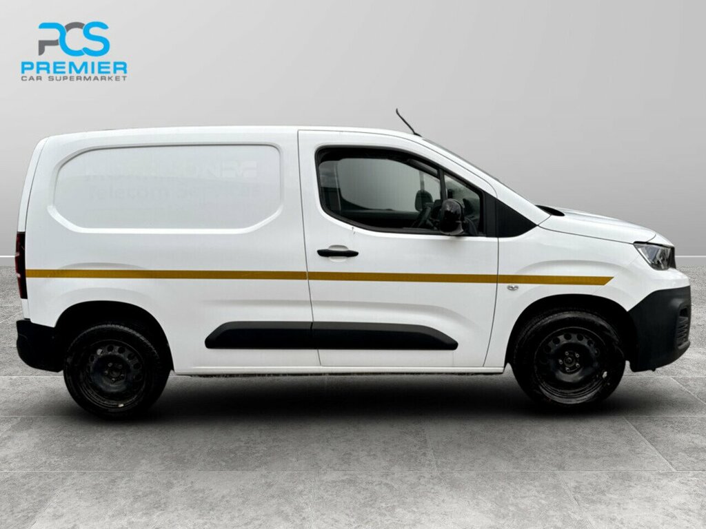Peugeot Partner Bluehdi 1000 Professional Premium BT22DLX White #6