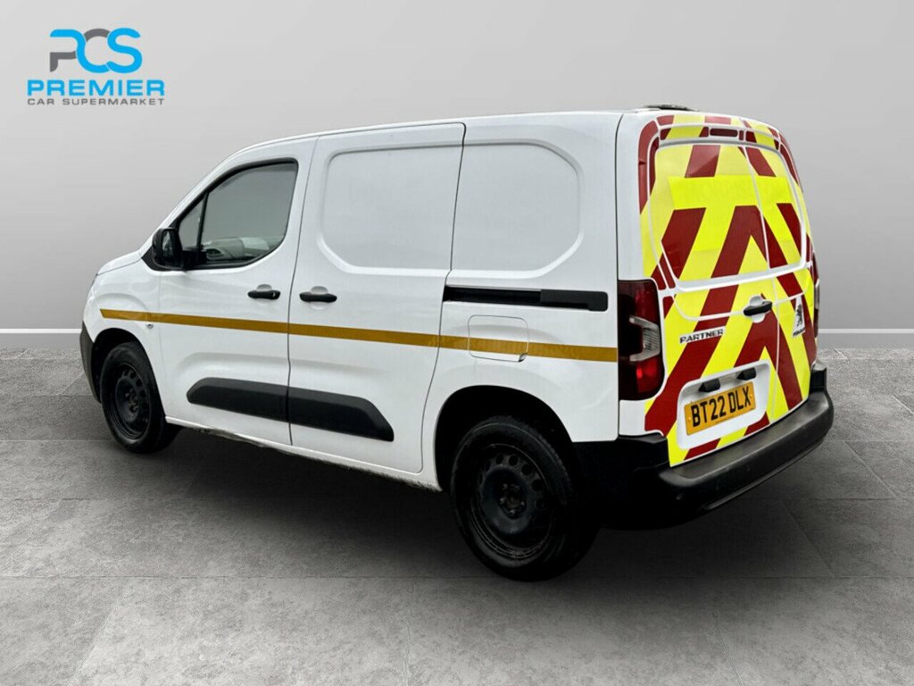 Peugeot Partner Bluehdi 1000 Professional Premium BT22DLX White #2
