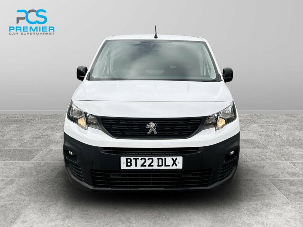 Peugeot Partner Bluehdi 1000 Professional Premium BT22DLX White #4