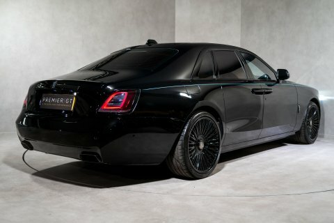 Rolls-Royce Ghost V12 Black Badge. Black #4
