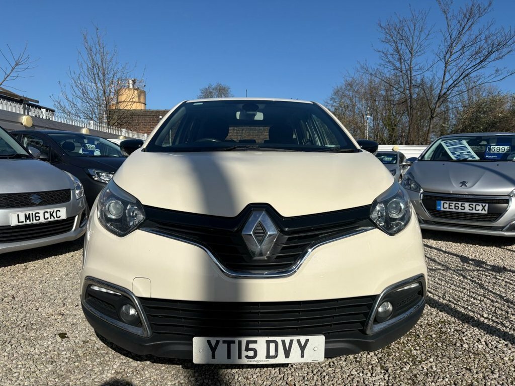 Renault Captur 1.5L Dynamique Medianav YT15DVY White #2