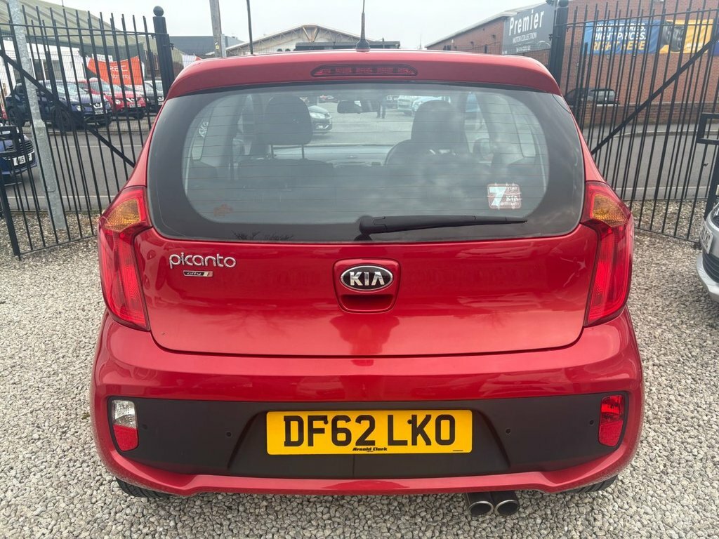 Kia Picanto 1L City Red #5