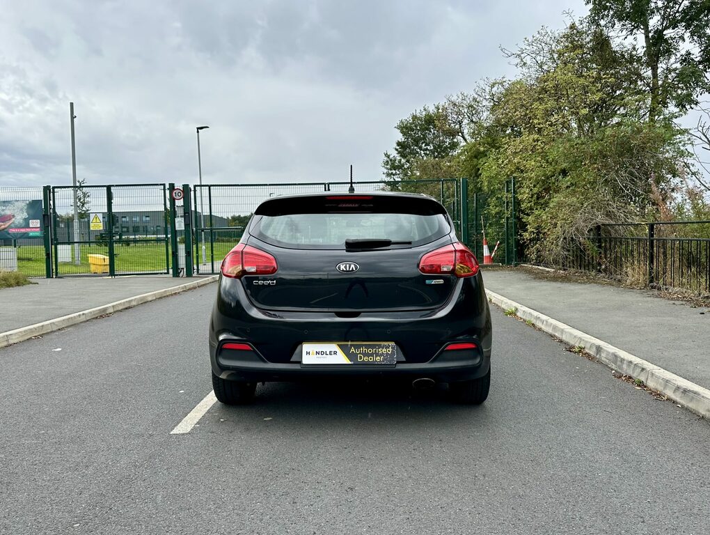 Kia Ceed 1.6 Gdi Ecodynamics 2 Euro 5 Ss Black #4