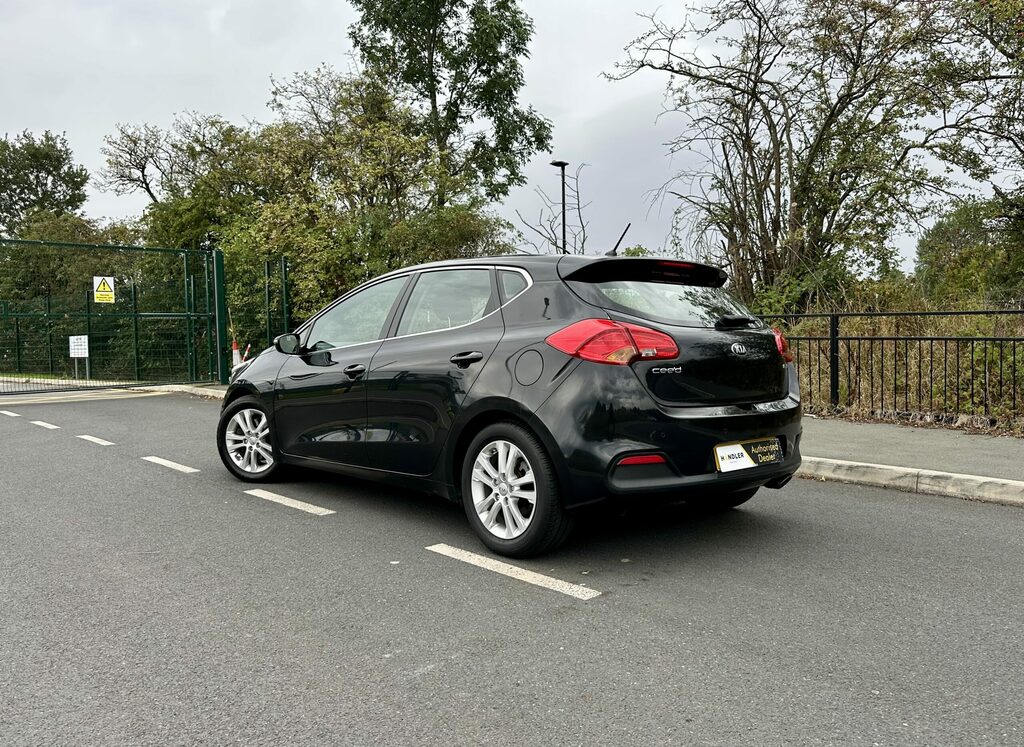 Kia Ceed 1.6 Gdi Ecodynamics 2 Euro 5 Ss Black #2