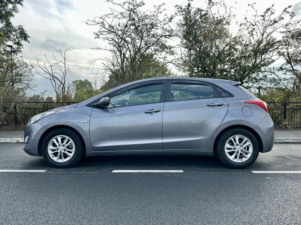 Hyundai I30 1.4 Active Euro 5 Grey #4