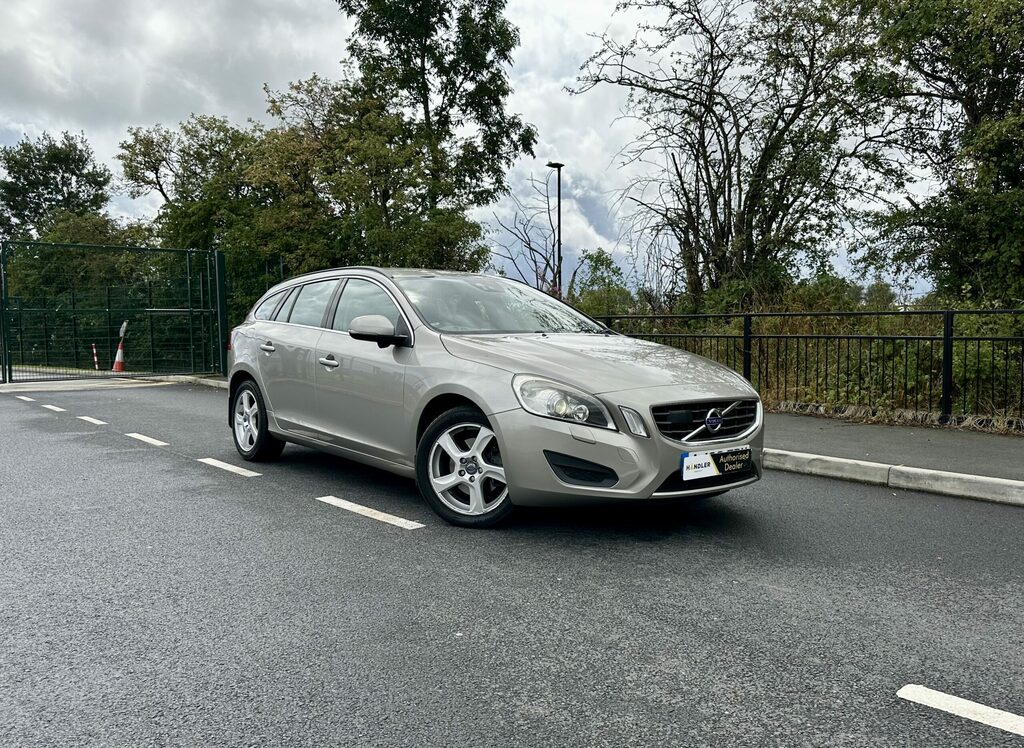 Volvo V60 2.0 D4 Se Nav Geartronic Euro 5 Ss 5D... Gold