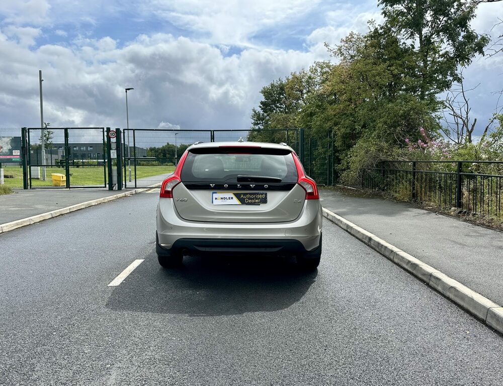 Volvo V60 2.0 D4 Se Nav Geartronic Euro 5 Ss 5D... Gold #5