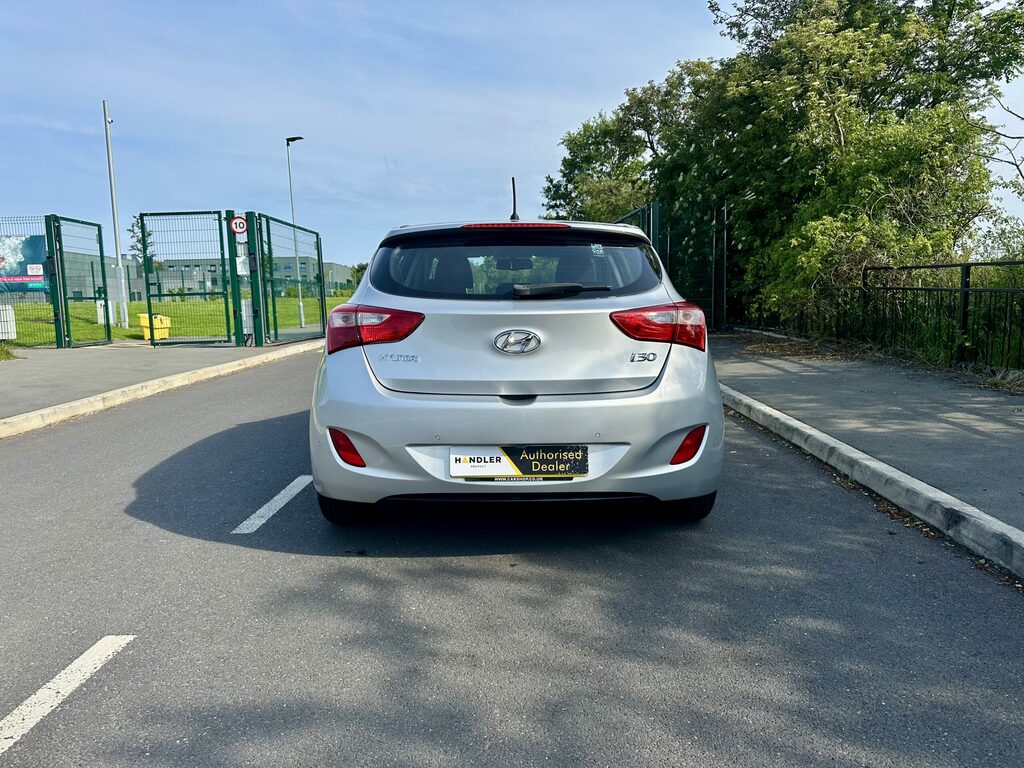 Hyundai I30 1.6 Crdi Blue Drive Se Euro 6 Ss  Silver #5