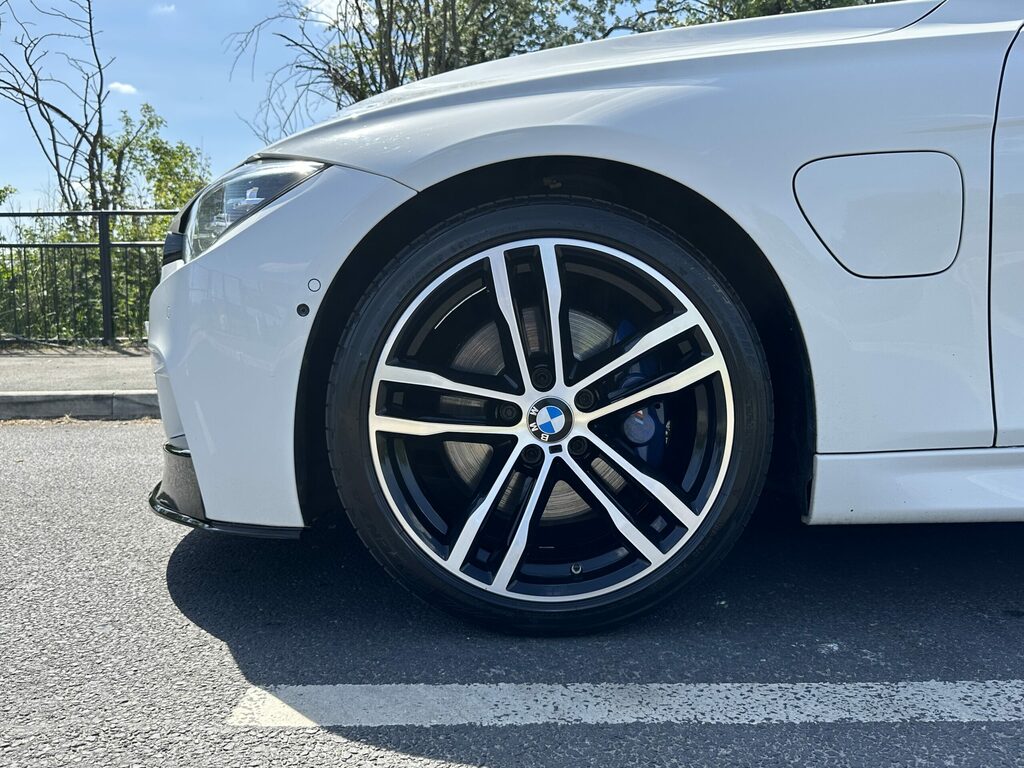 BMW 3 Series 2.0 330E 7.6Kwh M Sport Shadow Edition A...  White #6