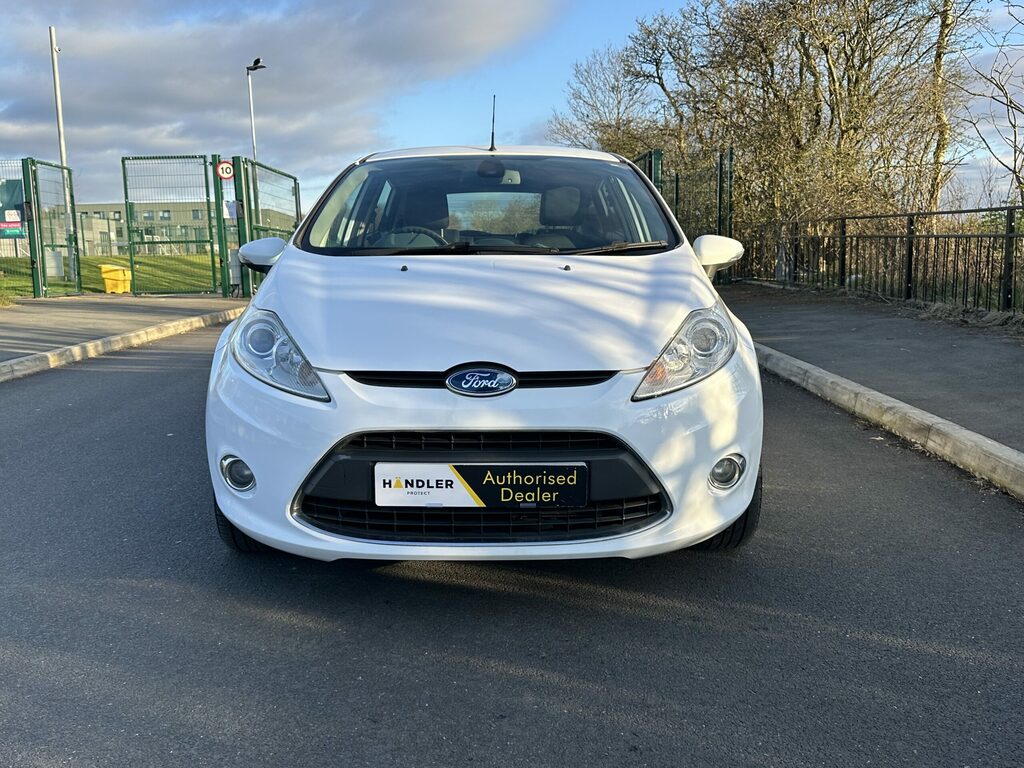 Ford Fiesta 1.25 Zetec White #4