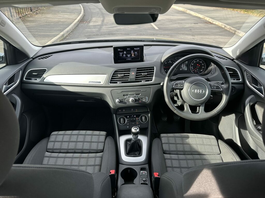 Audi Q3 2.0 Tdi Se Quattro Euro 6 Ss Grey #2